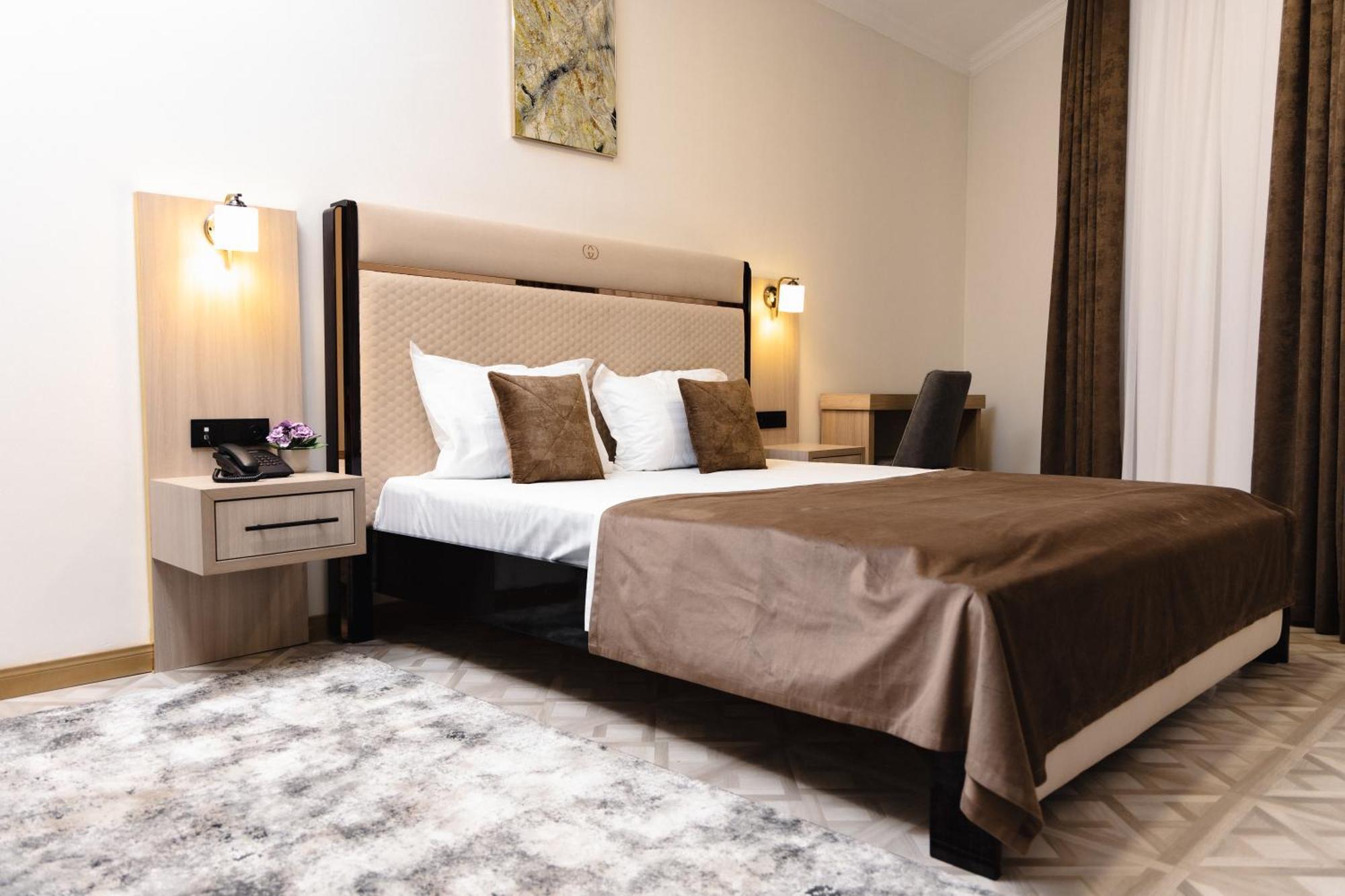 Art Royal Hotel ทาชเคนต์ ภายนอก รูปภาพ