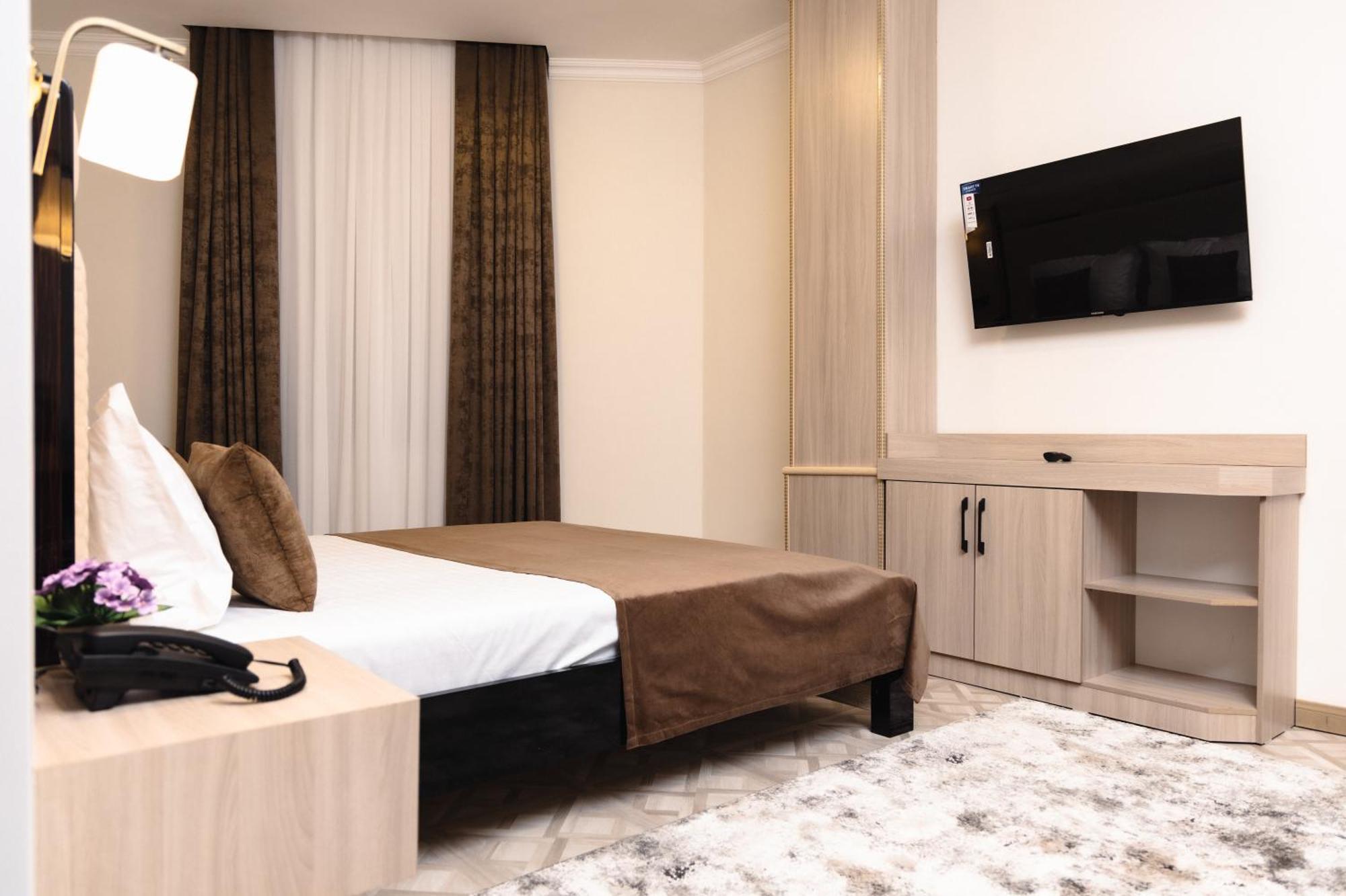 Art Royal Hotel ทาชเคนต์ ภายนอก รูปภาพ